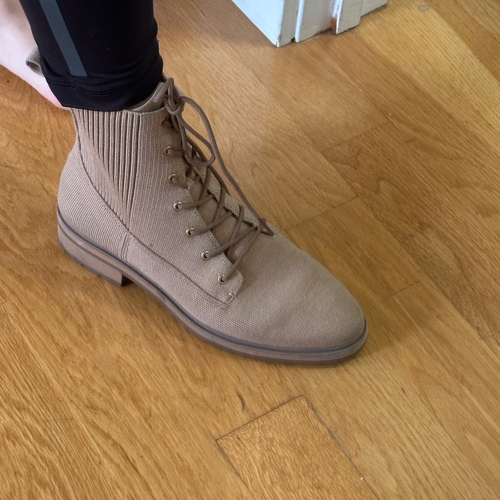 Rothy's Hickory Laced Lug Boot - Picture 10 of 14